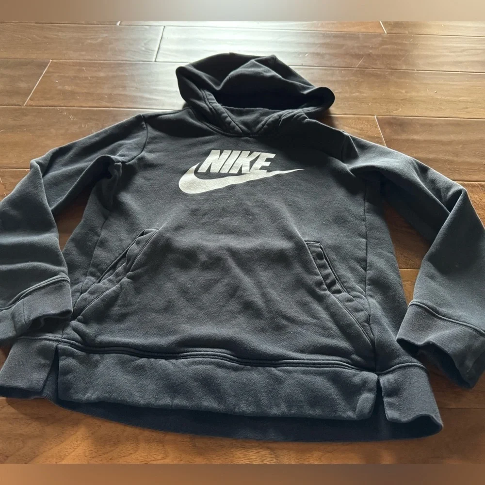 Nike Sportswear Club Fleece Pullover Hoodie